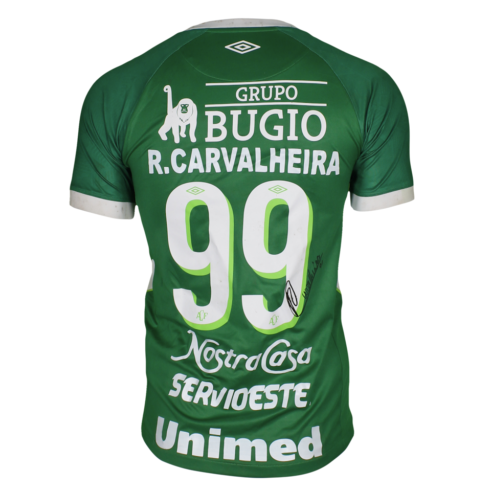 Rafael dos Santos Cavalheira Natividade Chapecoense shirt