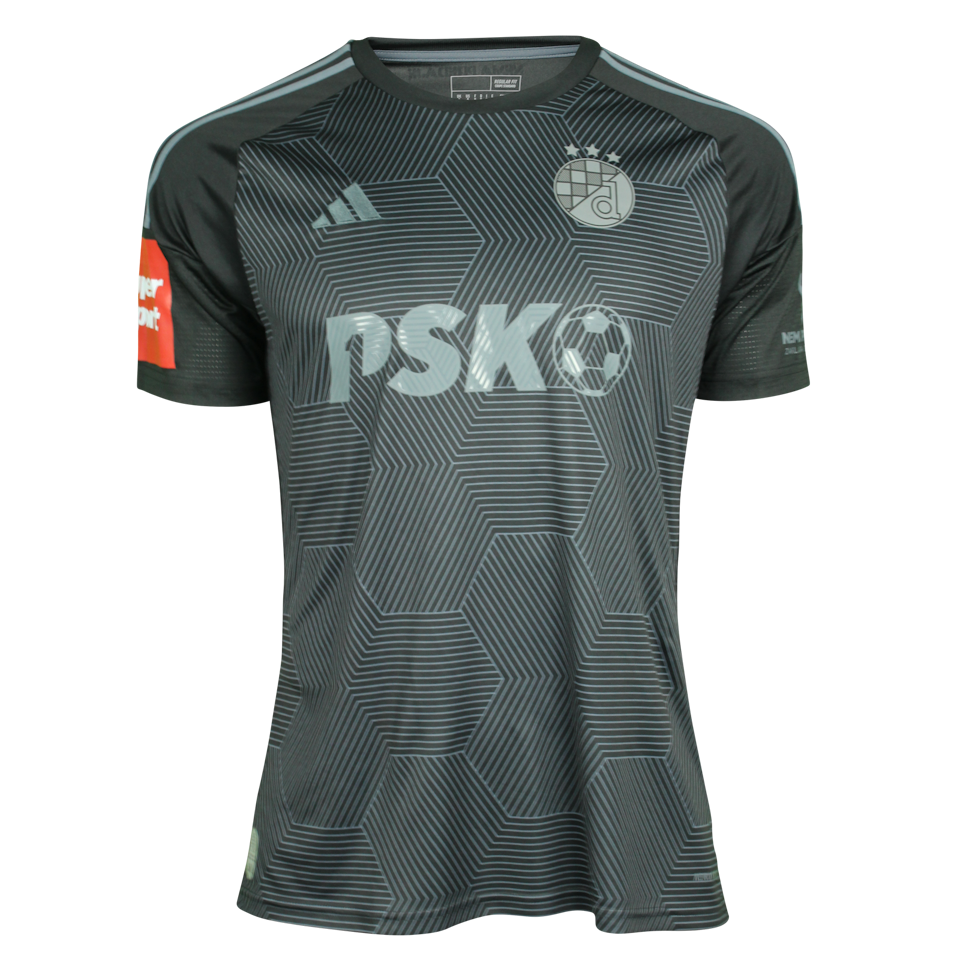 Petar Sučić Dinamo Zagreb shirt