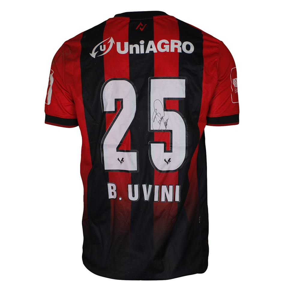 Bruno Uvini Vitória shirt