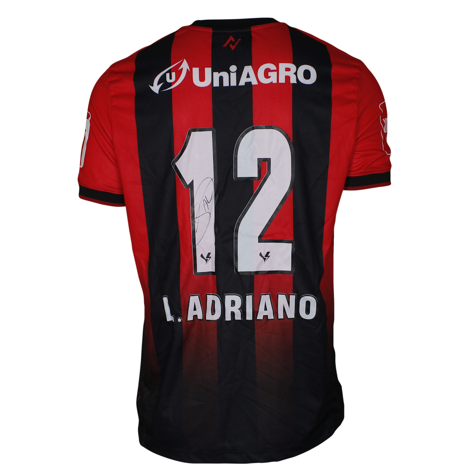 Luiz Adriano de Souza da Silva Vitória shirt