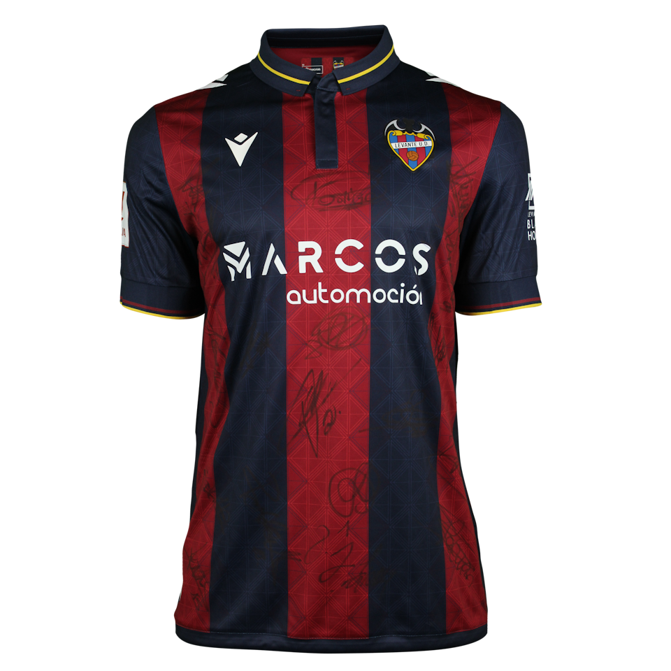 Squad Signed Shirt | Levante UD