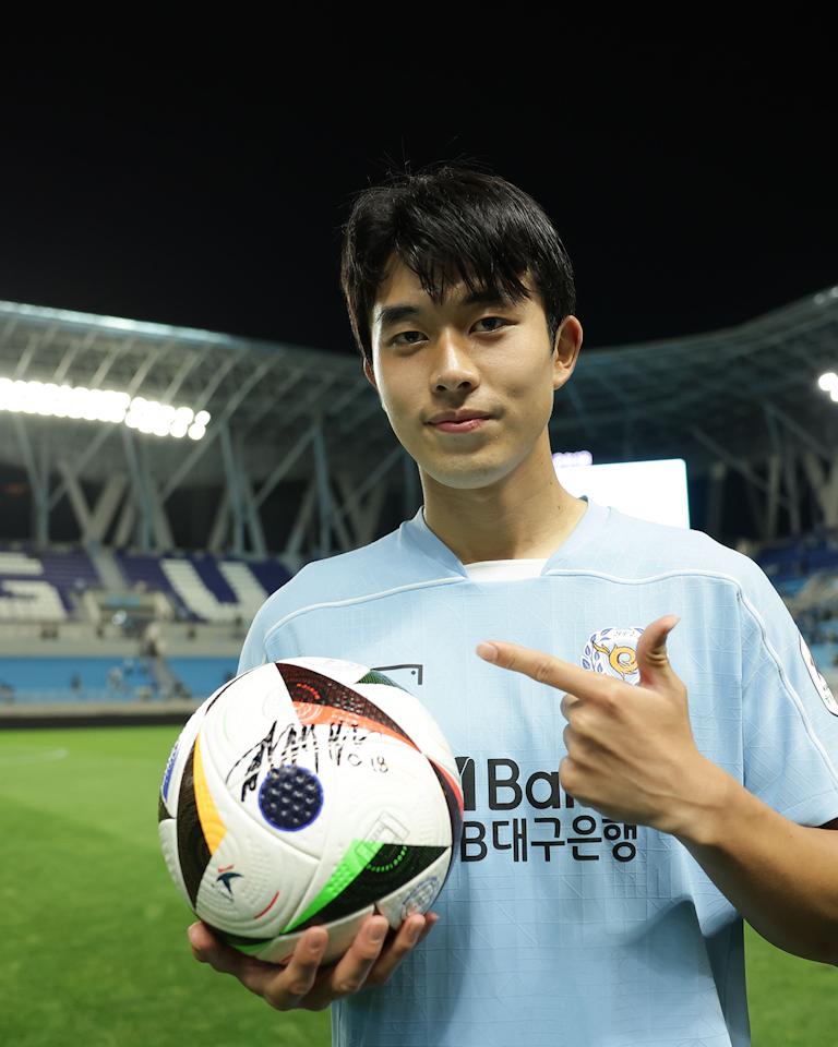 Match Scored Ball `27 - Jae-sang Jung 정재상