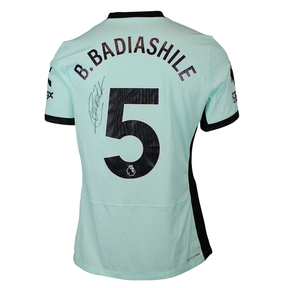 Benoît Badiashile Chelsea forması