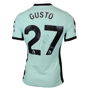 Malo Gusto Chelsea forması
