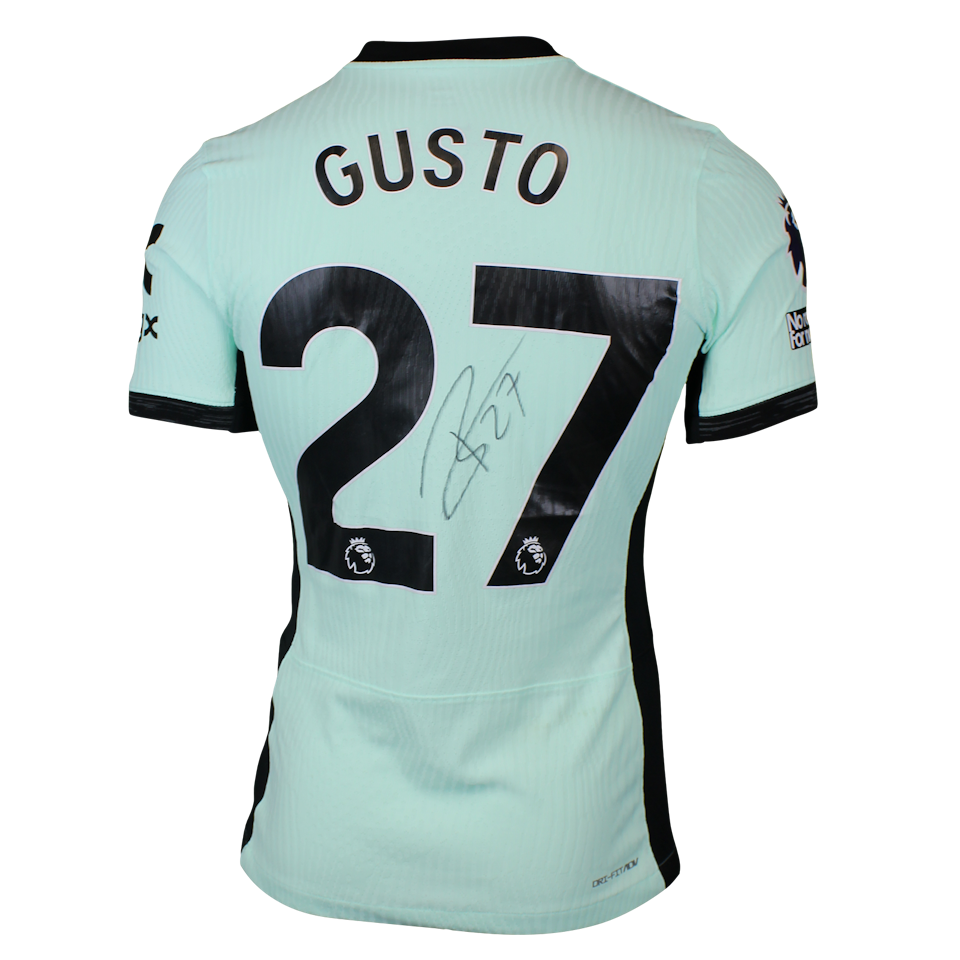 Malo Gusto Chelsea forması