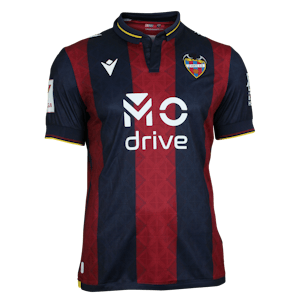 Adrián De la Fuente Levante UD shirt
