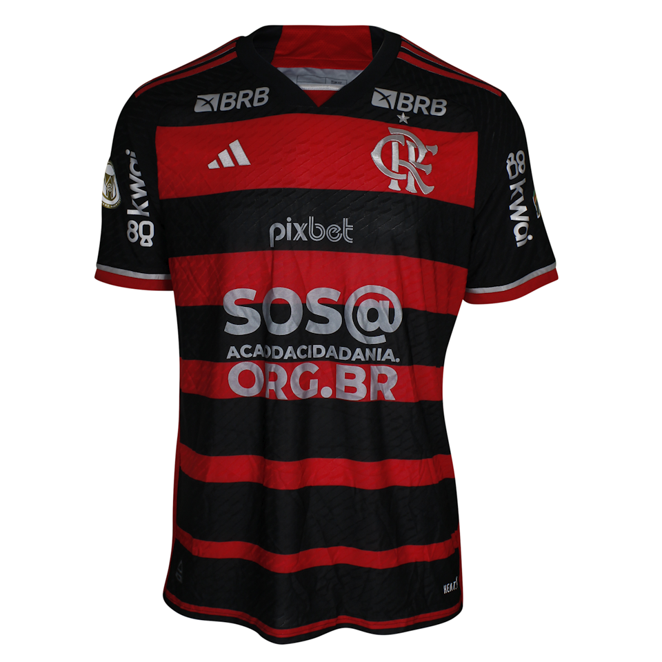 Leonardo Rech Ortiz Flamengo shirt