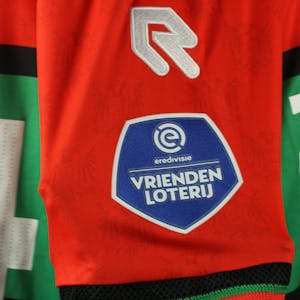 Lasse Schöne NEC shirt
