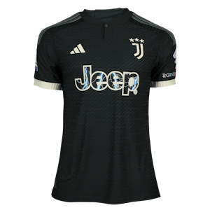 Hans Nicolussi Caviglia Juventus FC shirt