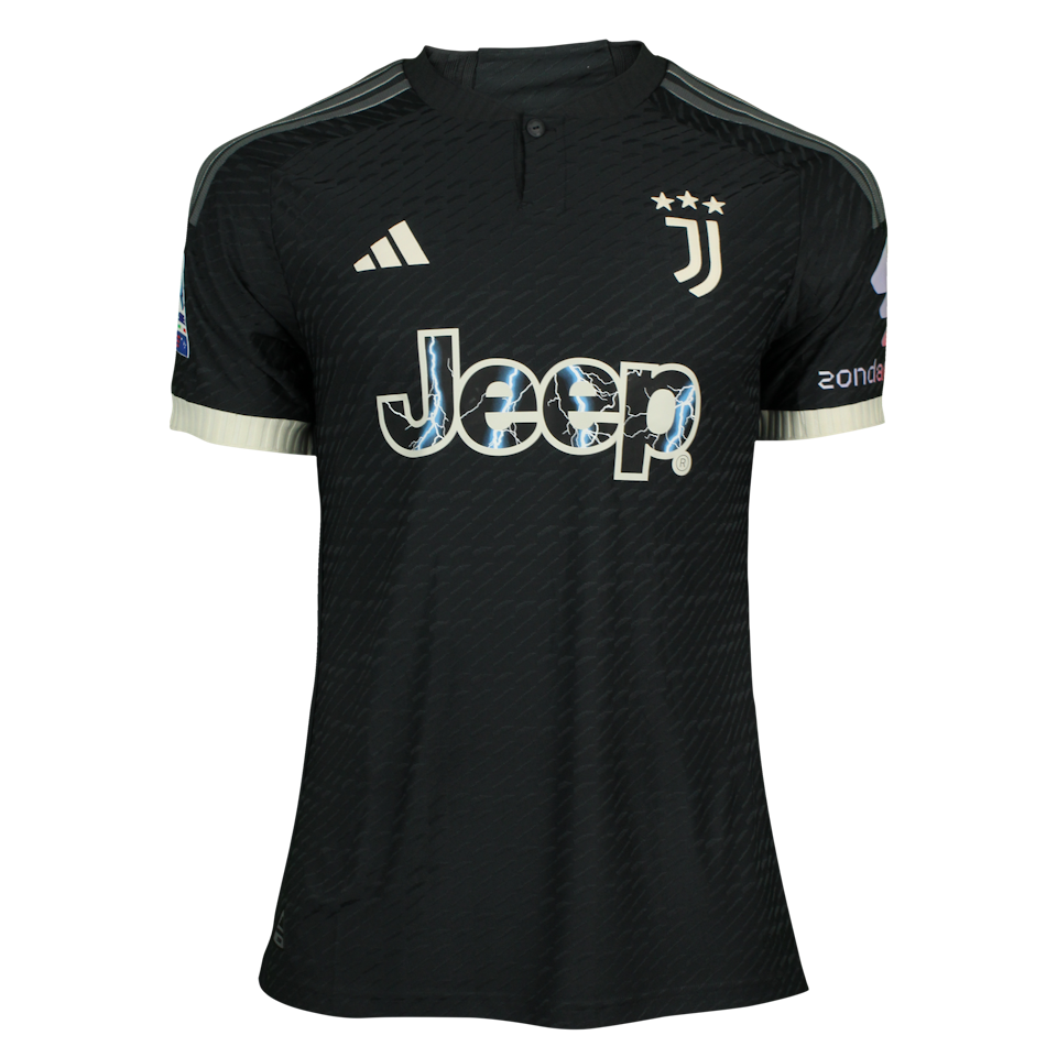 Hans Nicolussi Caviglia Juventus FC shirt