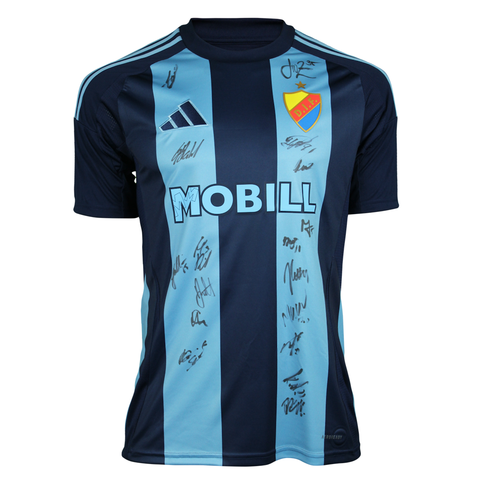 Squad Signed Shirt - 1