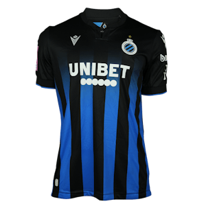 Raphael Onyedika Club Brugge shirt
