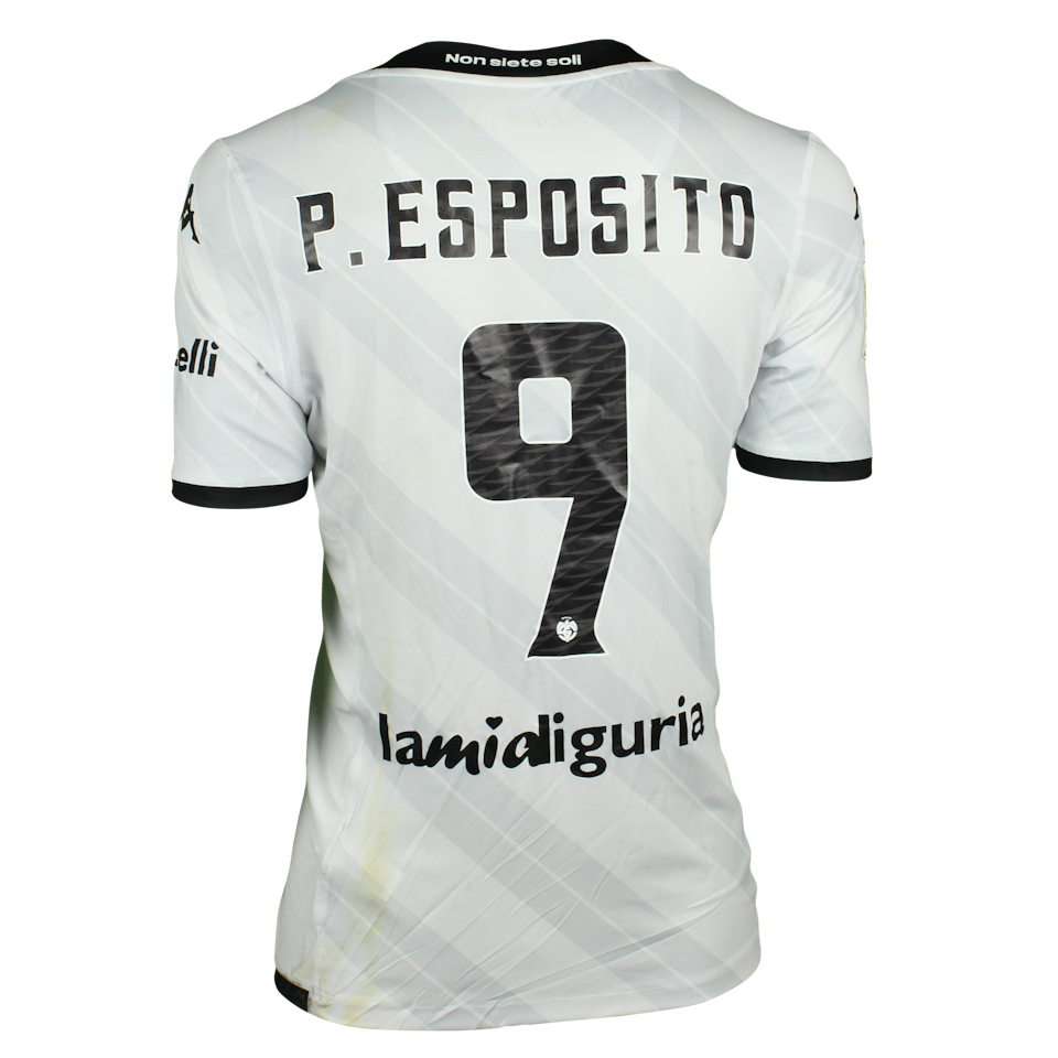Francesco Pio Esposito Spezia Calcio shirt
