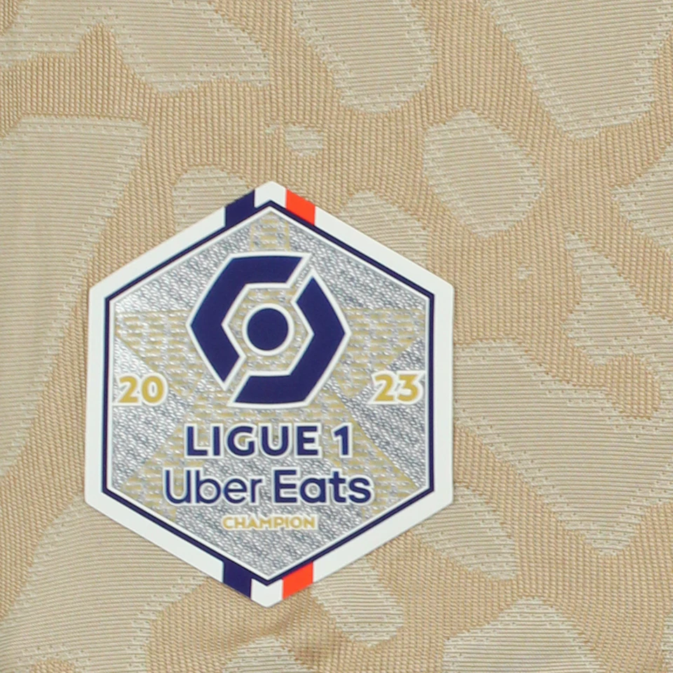 来自Paris Saint-Germain的Yoram Zague球衣