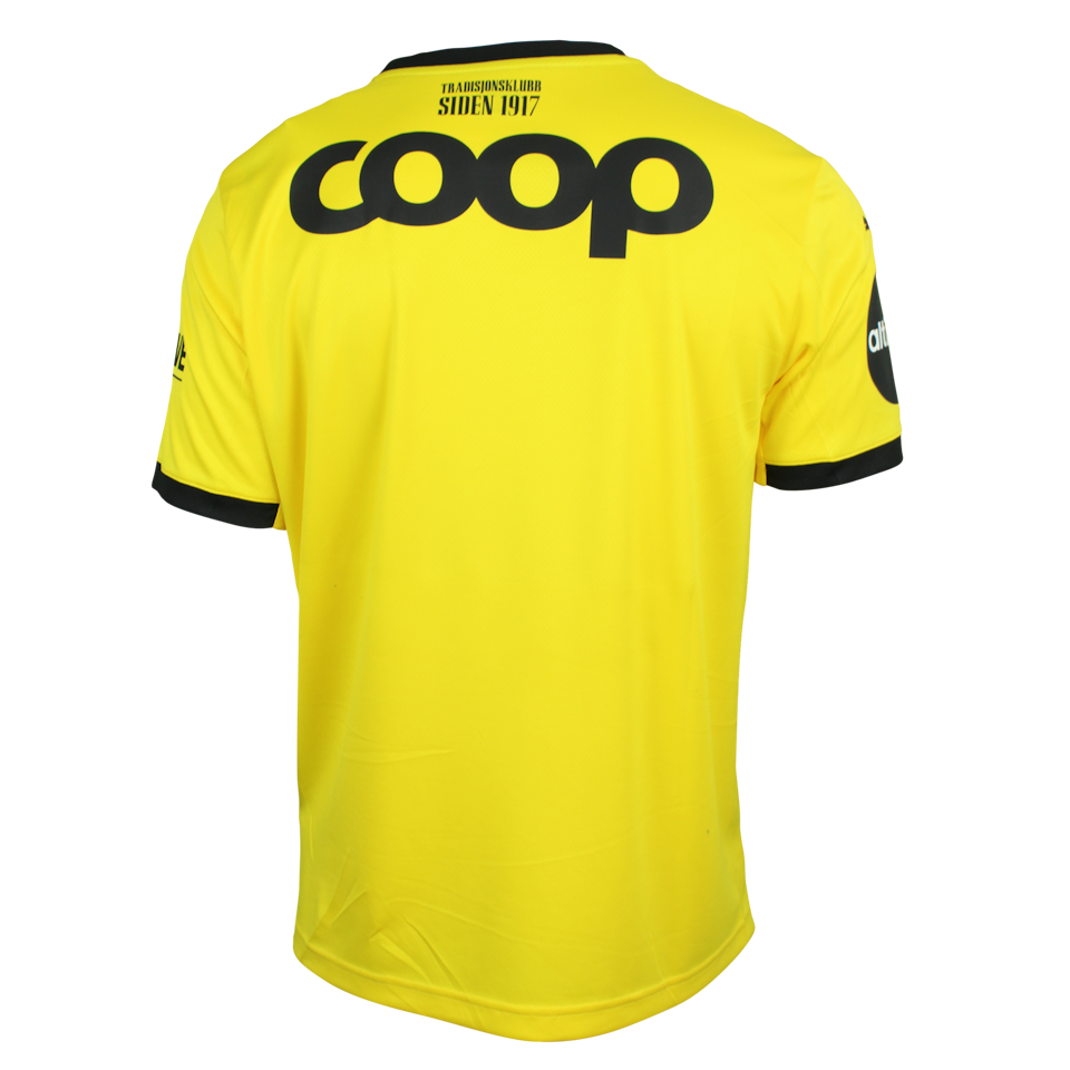 Squad Signed Shirt 2