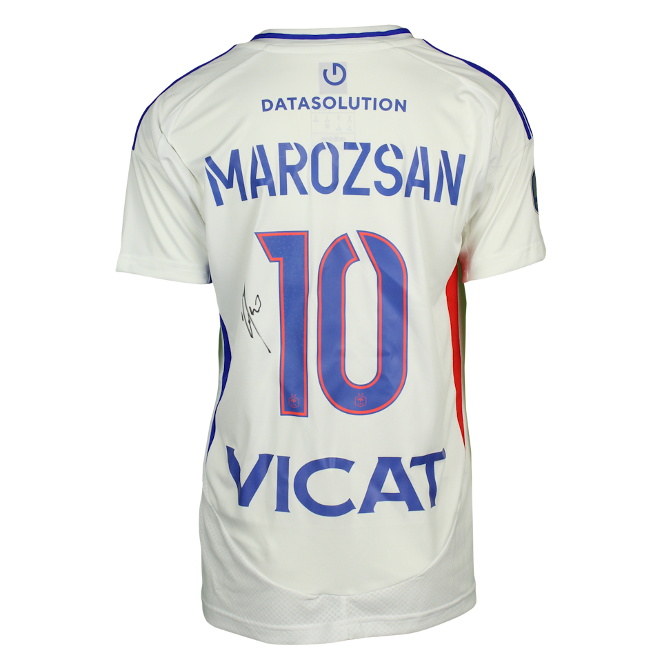 Dzsenifer Marozsan OL Lyonnes shirt