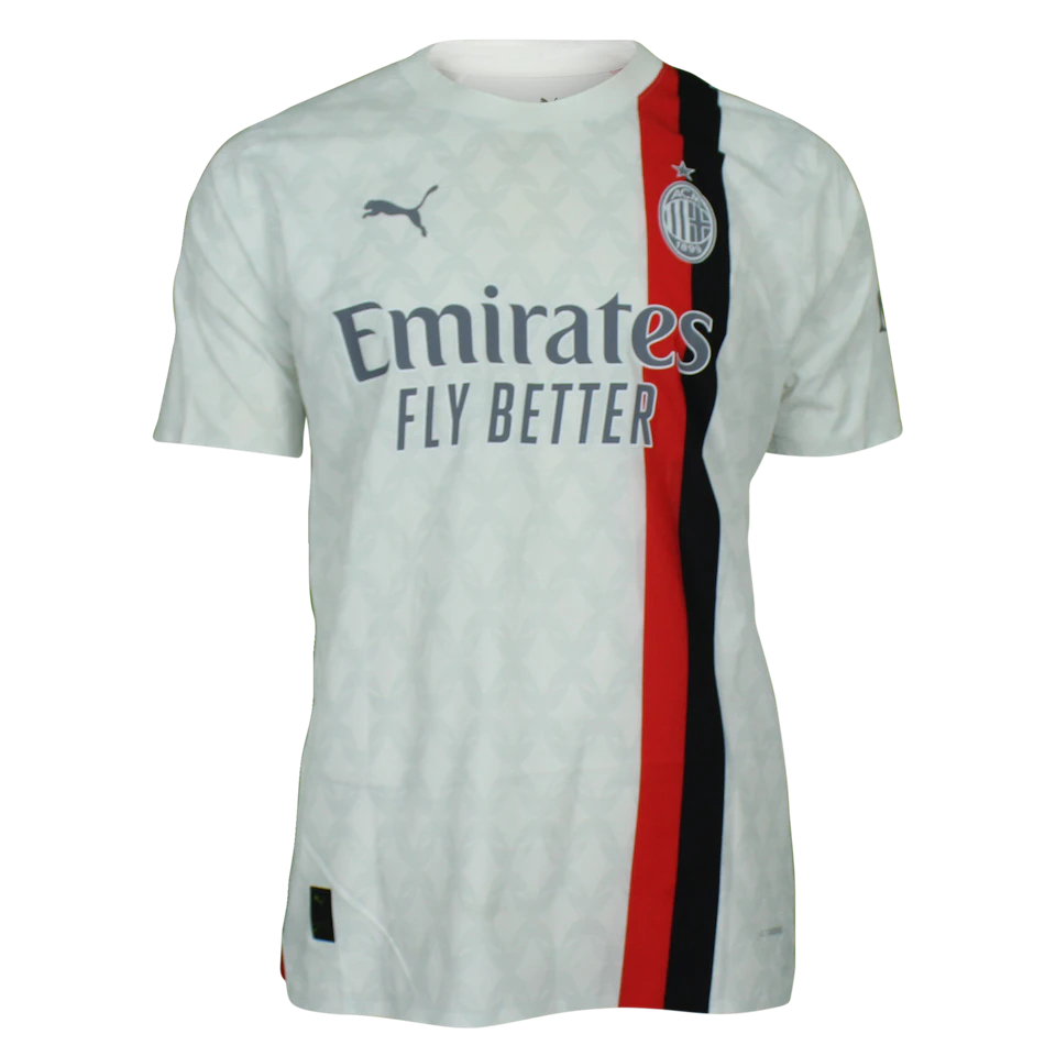 来自AC Milan的Malick Thiaw球衣