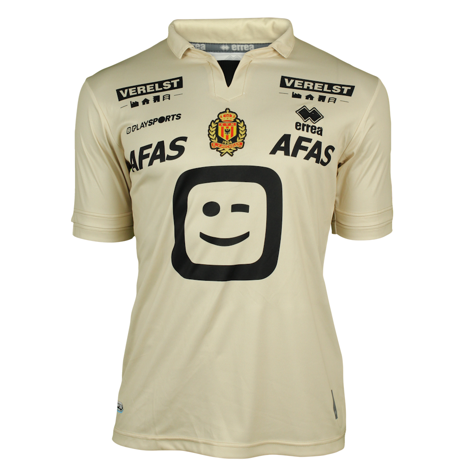 Sandy Walsh  KV Mechelen shirt