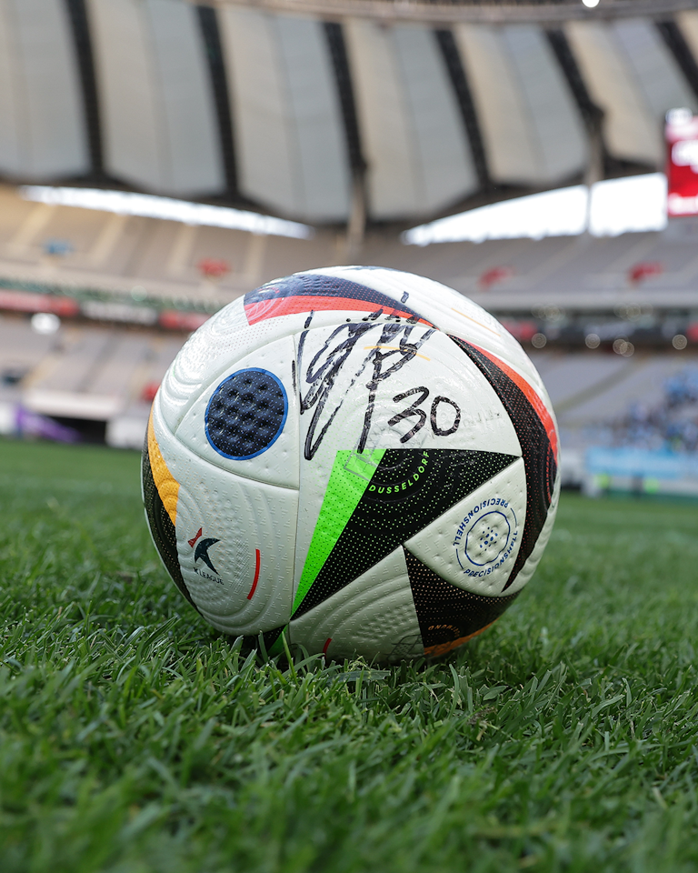 Match Scored Ball `70 - Yong-hui Park 박용희