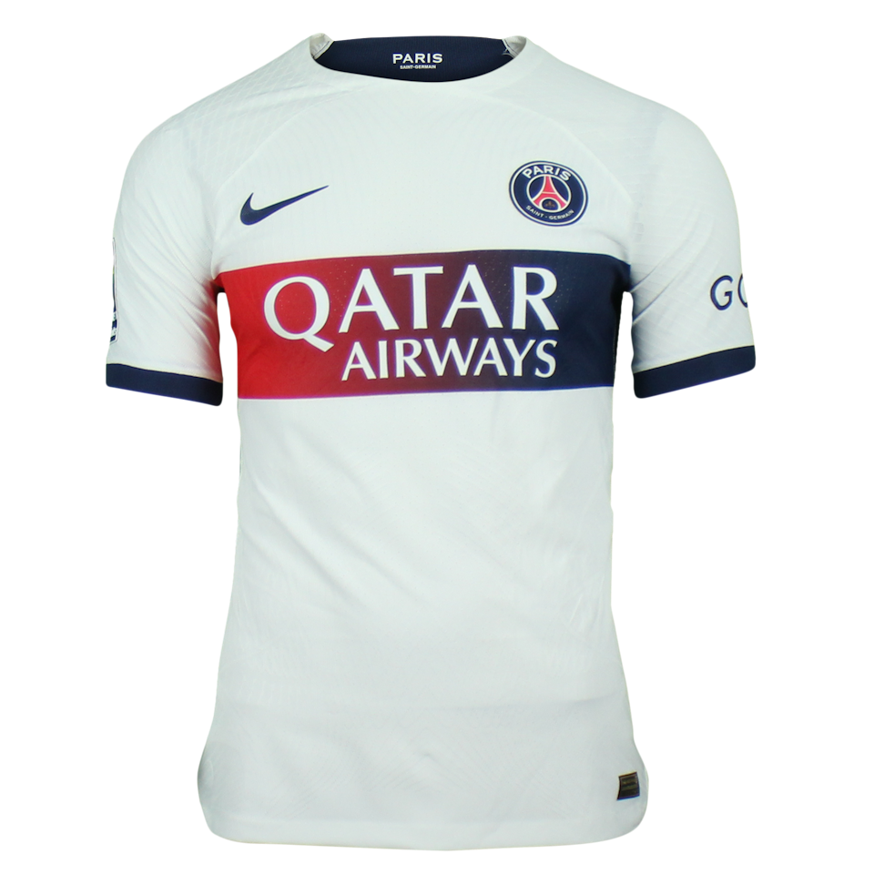 Paris Saint-Germain 팀의 Bradley Barcola 셔츠