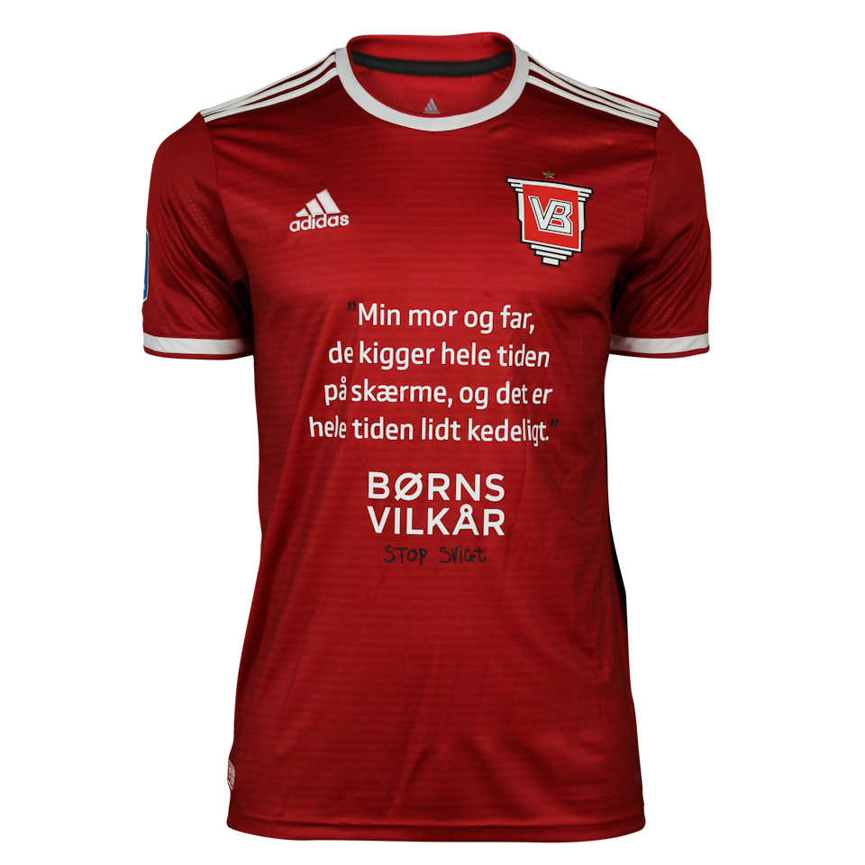 Victor Lind Vejle Boldklub shirt
