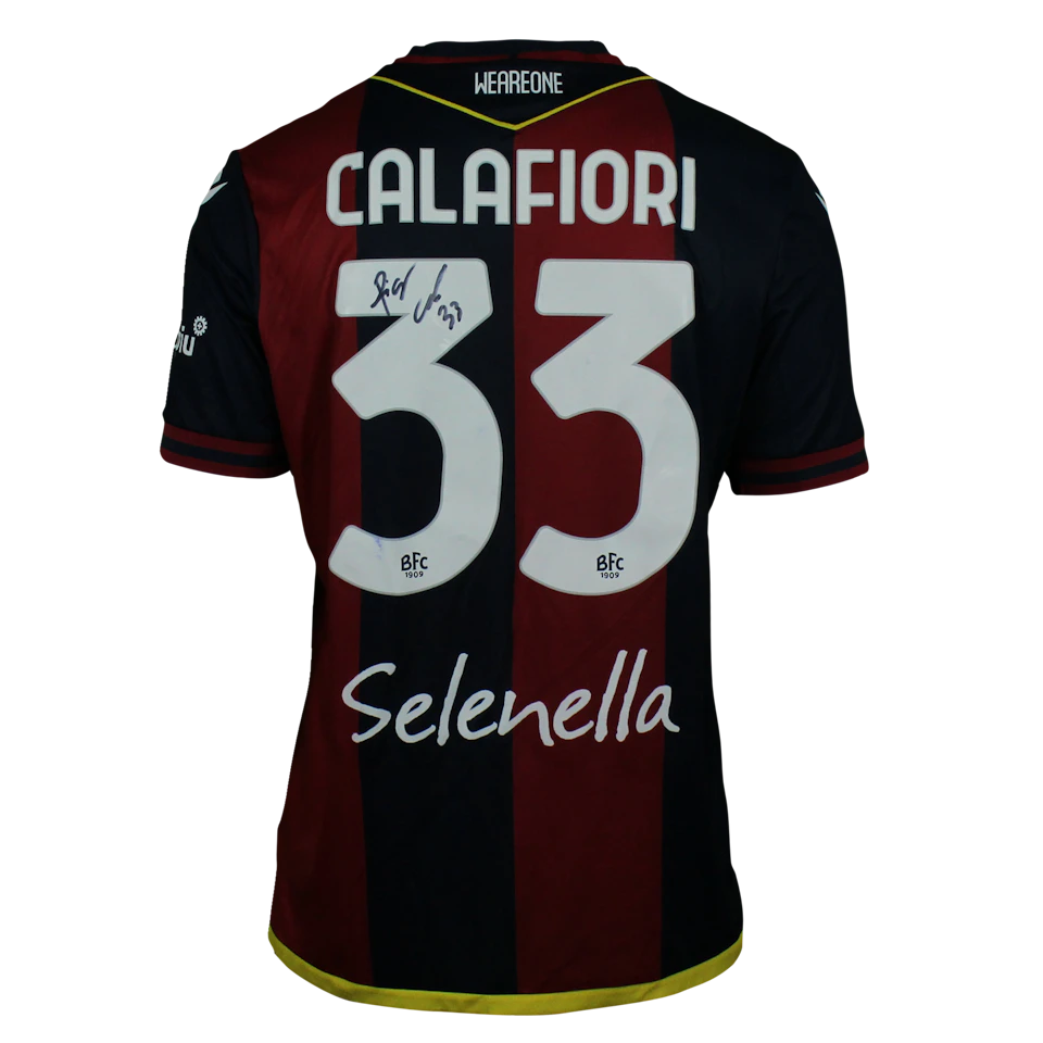 来自Bologna Fc 1909的Riccardo Calafiori球衣