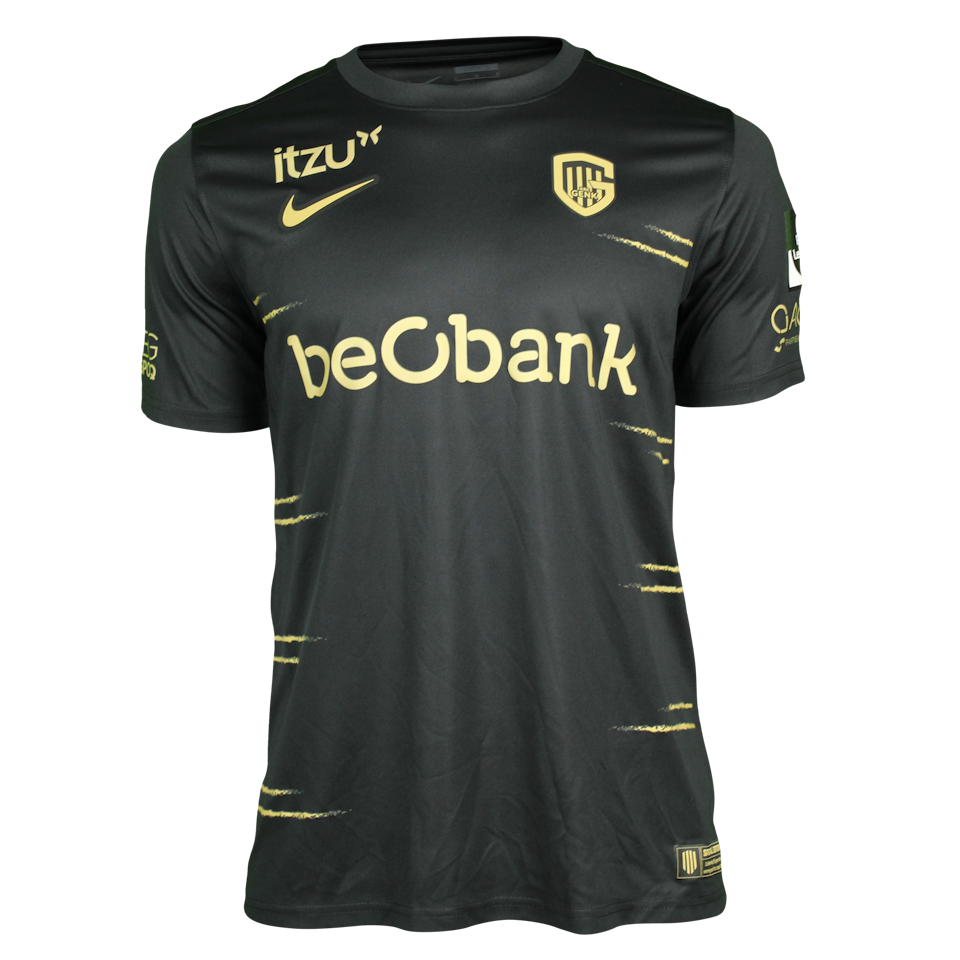Noah Adedeji-Sternberg KRC Genk shirt