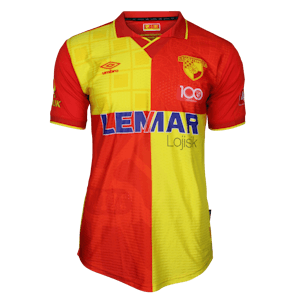 Yalçın Kayan Göztepe camisa.