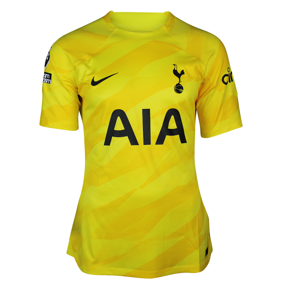 Tottenham Hotspur 팀의 Guglielmo Vicario 셔츠