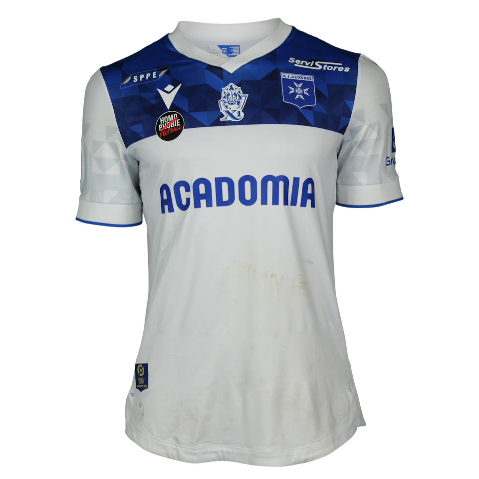 Lassine Sinayoko AJ Auxerre shirt