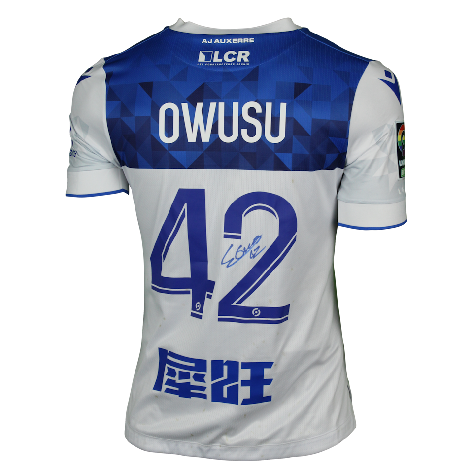 Elisha Owusu AJ Auxerre shirt