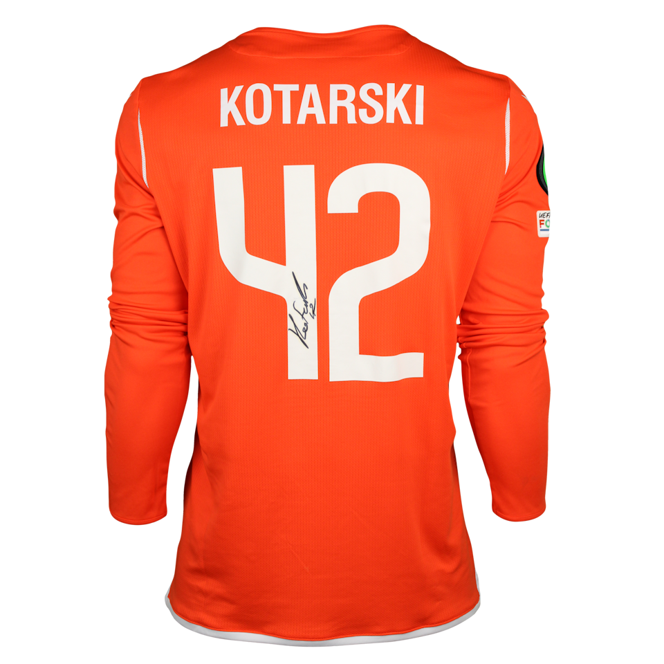 Dominik Kotarski PAOK shirt