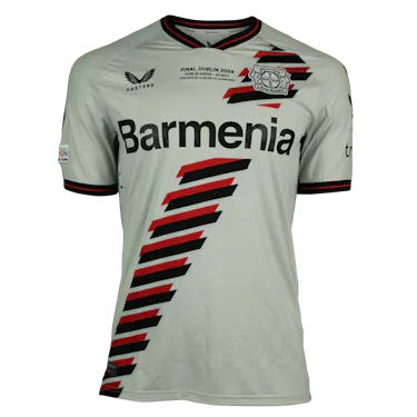 来自Bayer Leverkusen的Granit Xhaka球衣