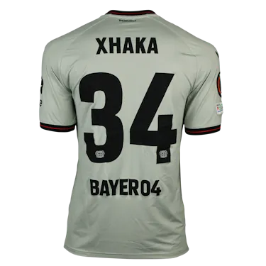 来自Bayer Leverkusen的Granit Xhaka球衣