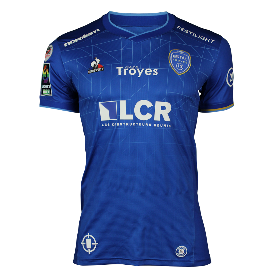 Nicolas de Roussel de Préville ESTAC Troyes shirt