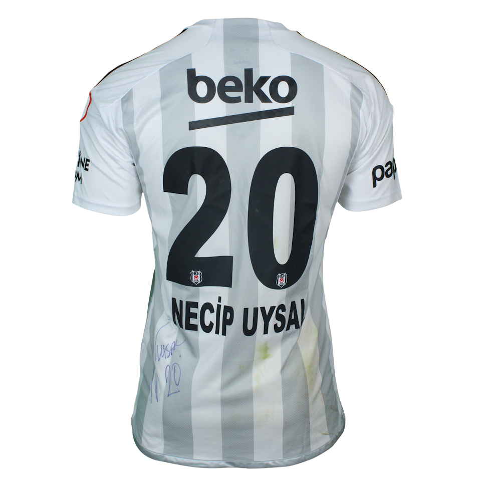 Necip Uysal Beşiktaş JK shirt