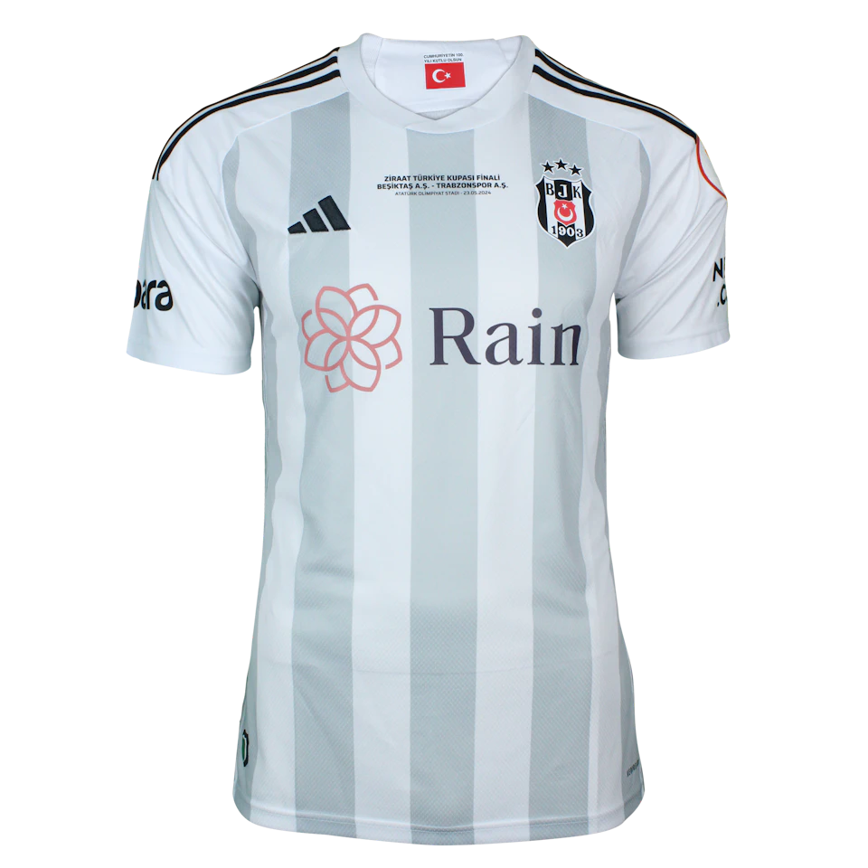 Beşiktaş JK-Trikot von Cenk Tosun
