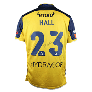 Daniel Hall Central Coast Mariners camisa.