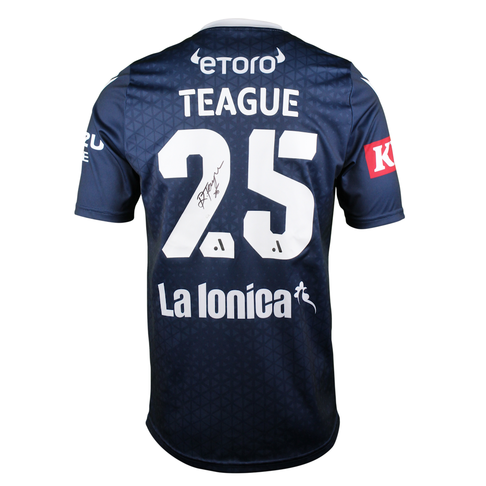 Ryan Teague Melbourne Victory shirt
