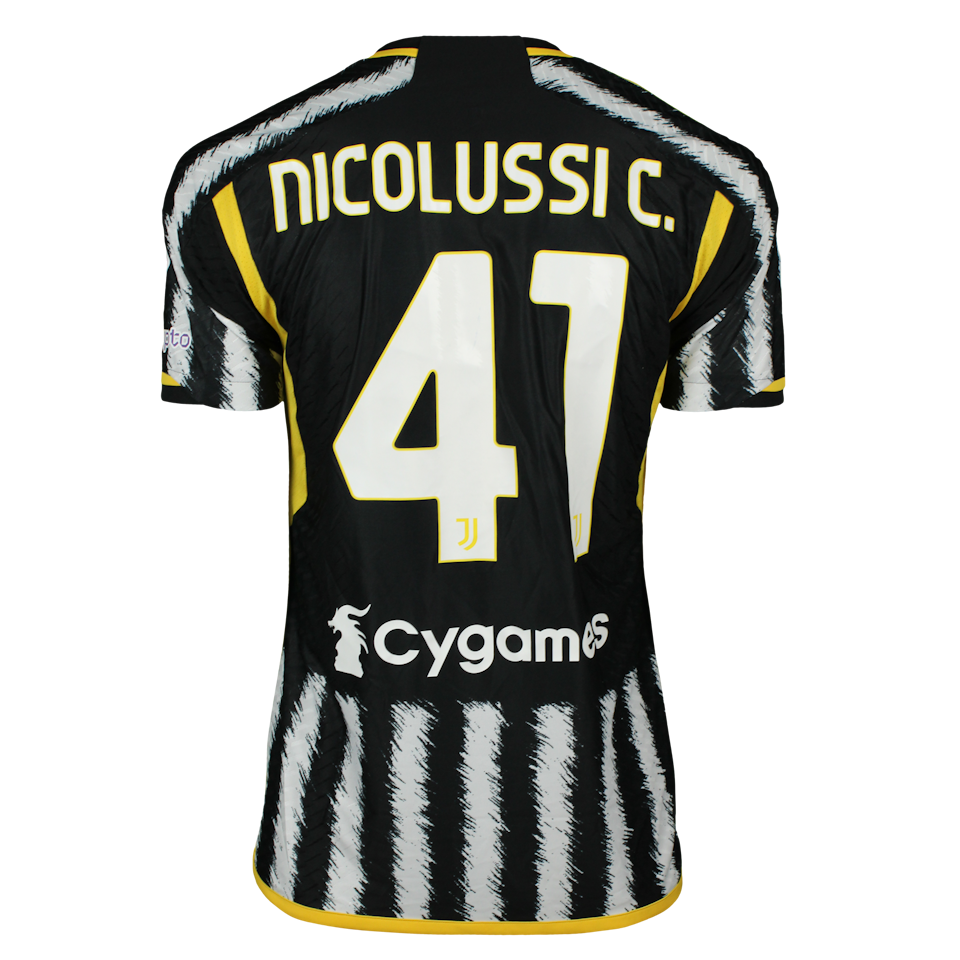 Hans Nicolussi Caviglia Juventus FC shirt