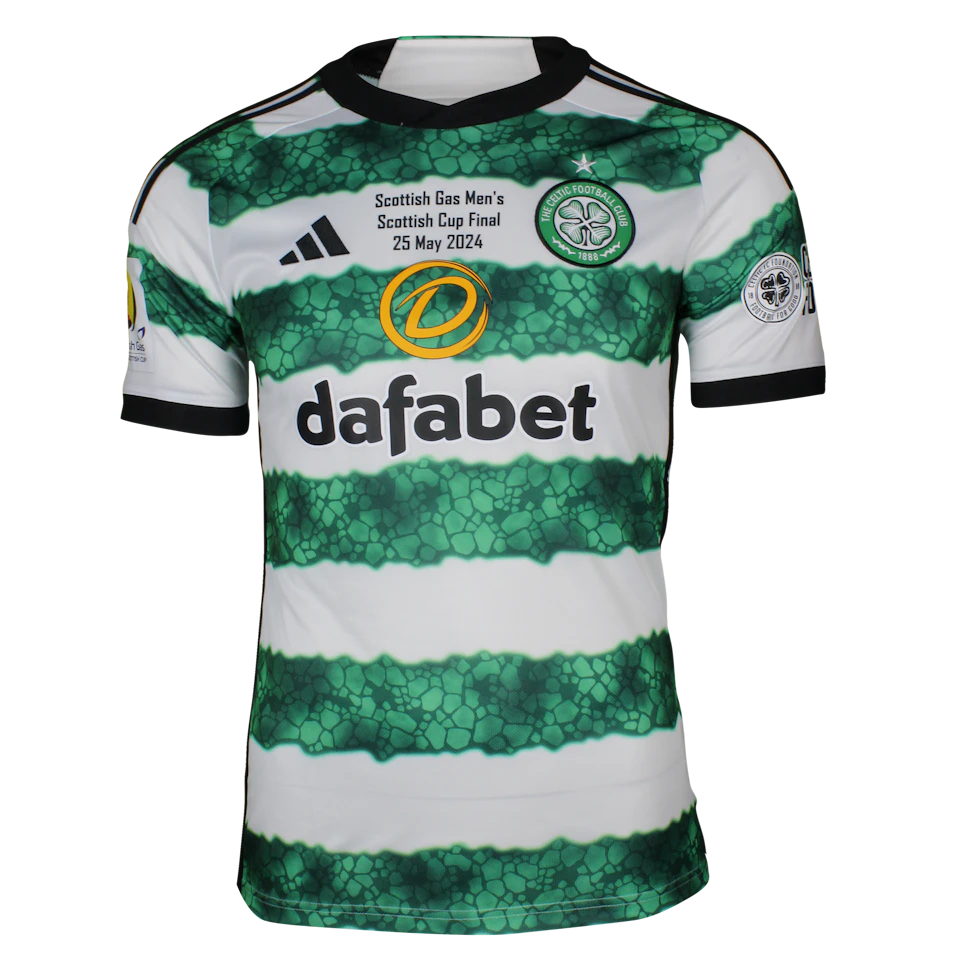 Callum McGregor Celtic のシャツ