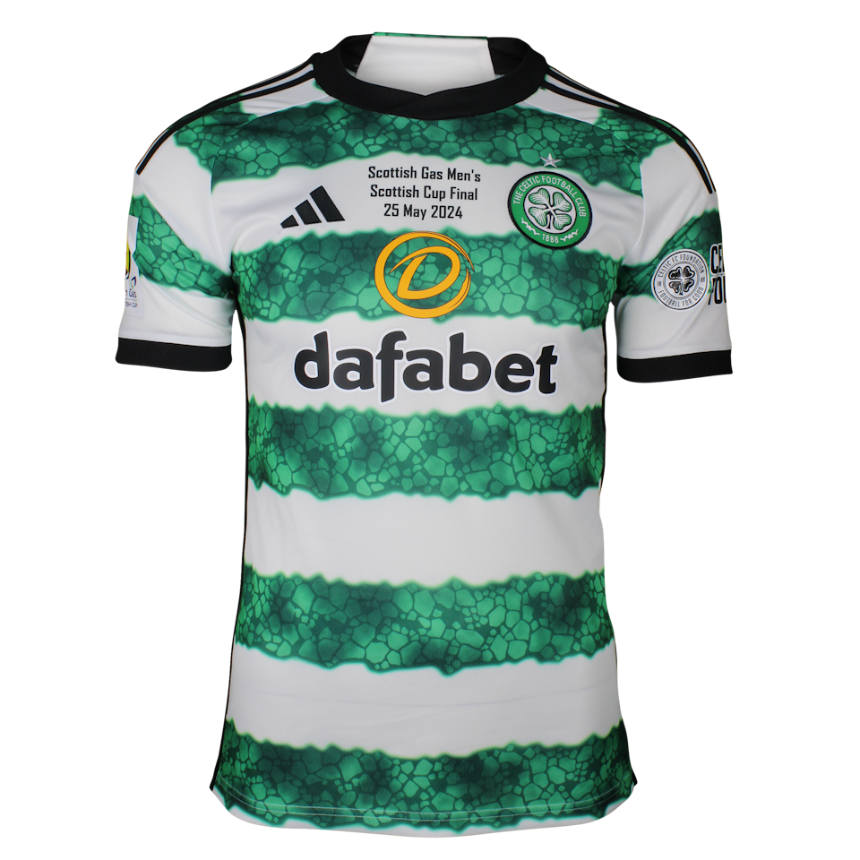 Alistair Johnston Celtic shirt