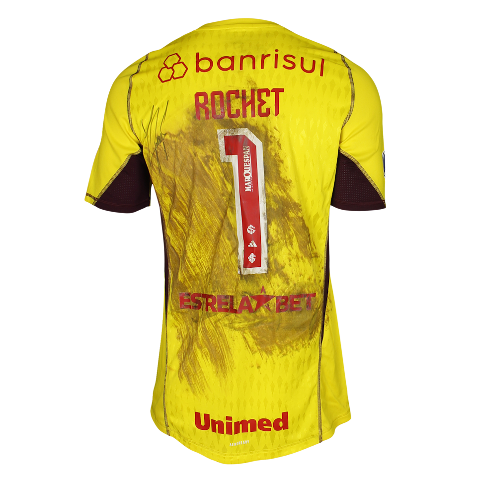 Sergio Rochet Álvarez Internacional shirt