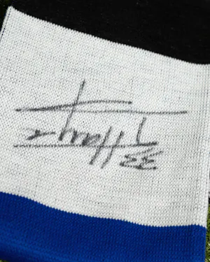 Gesigneerde sjaal | Thom Haye