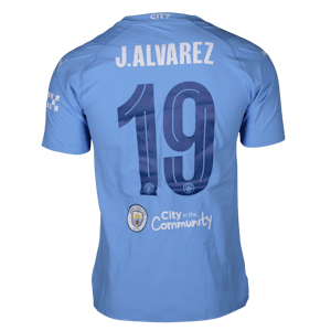 Julián Alvarez Manchester City shirt