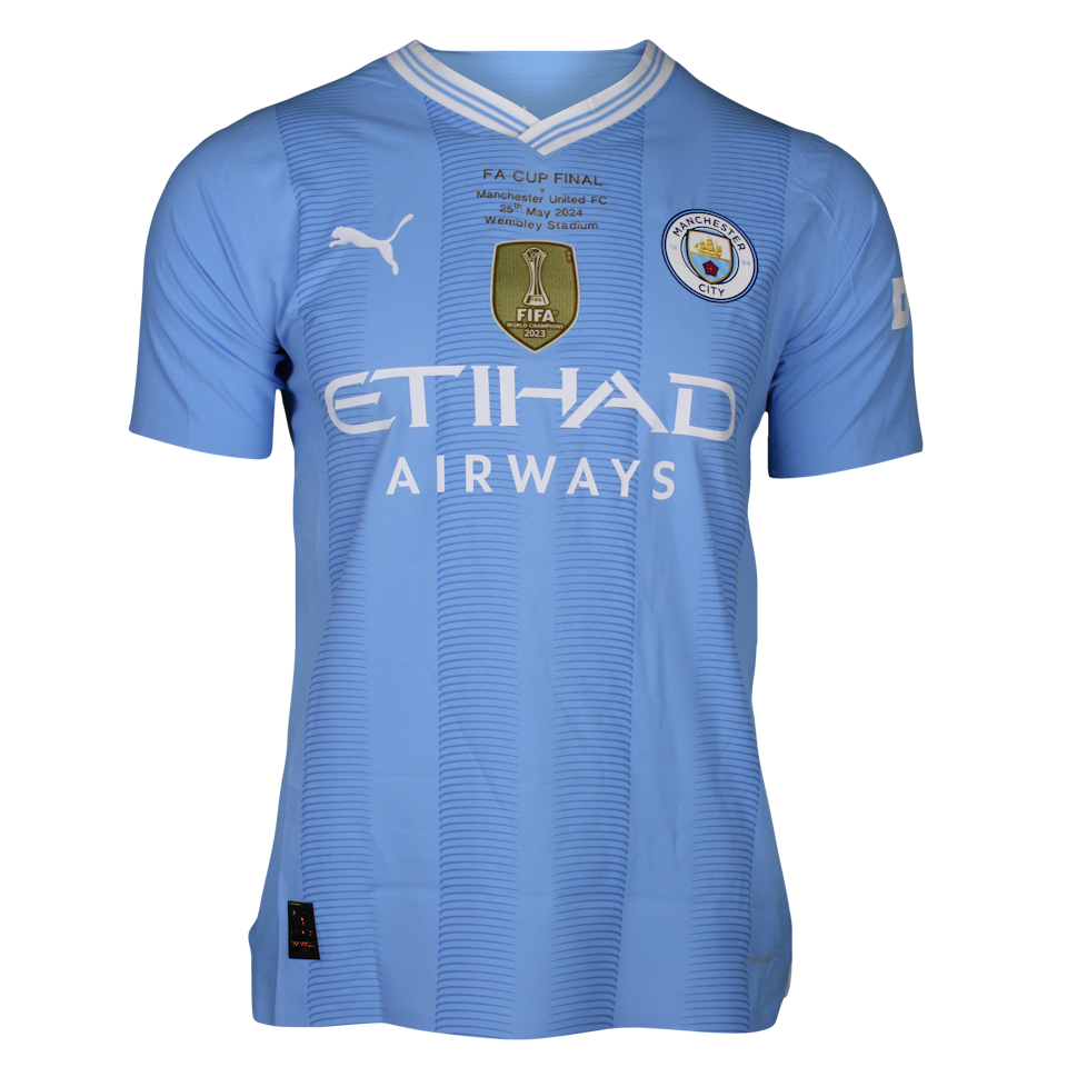 Julián Alvarez Manchester City shirt