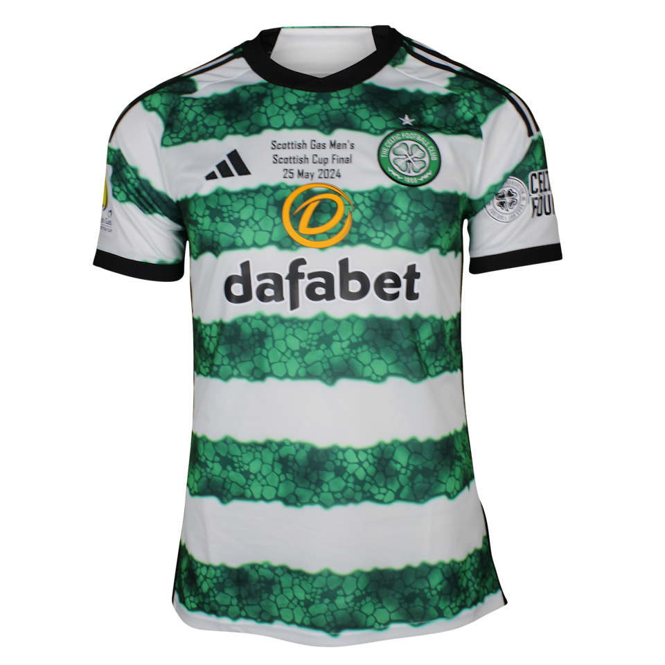 Maik Nawrocki Celtic shirt