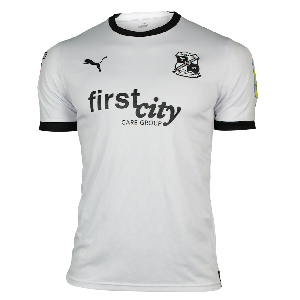 Louis Reed | vs Stockport County F.C.