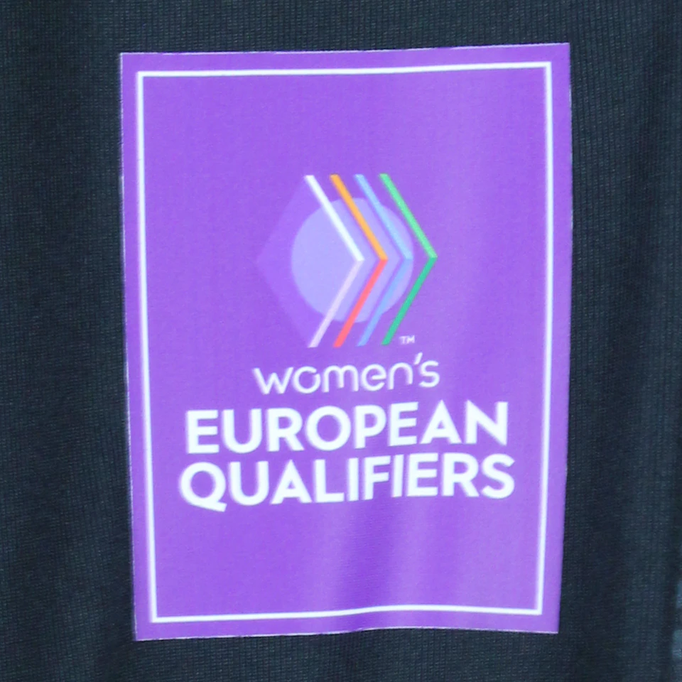 Camisola de Laura O'Sullivan, Wales W