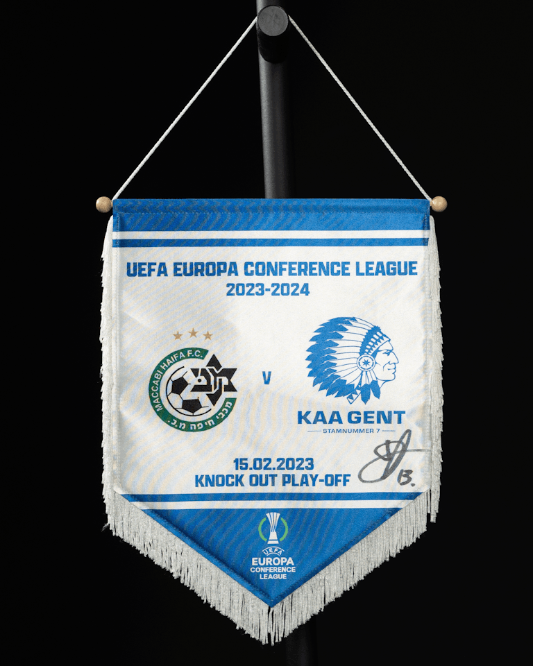 Official Pennant | Signed by Julien De Sart